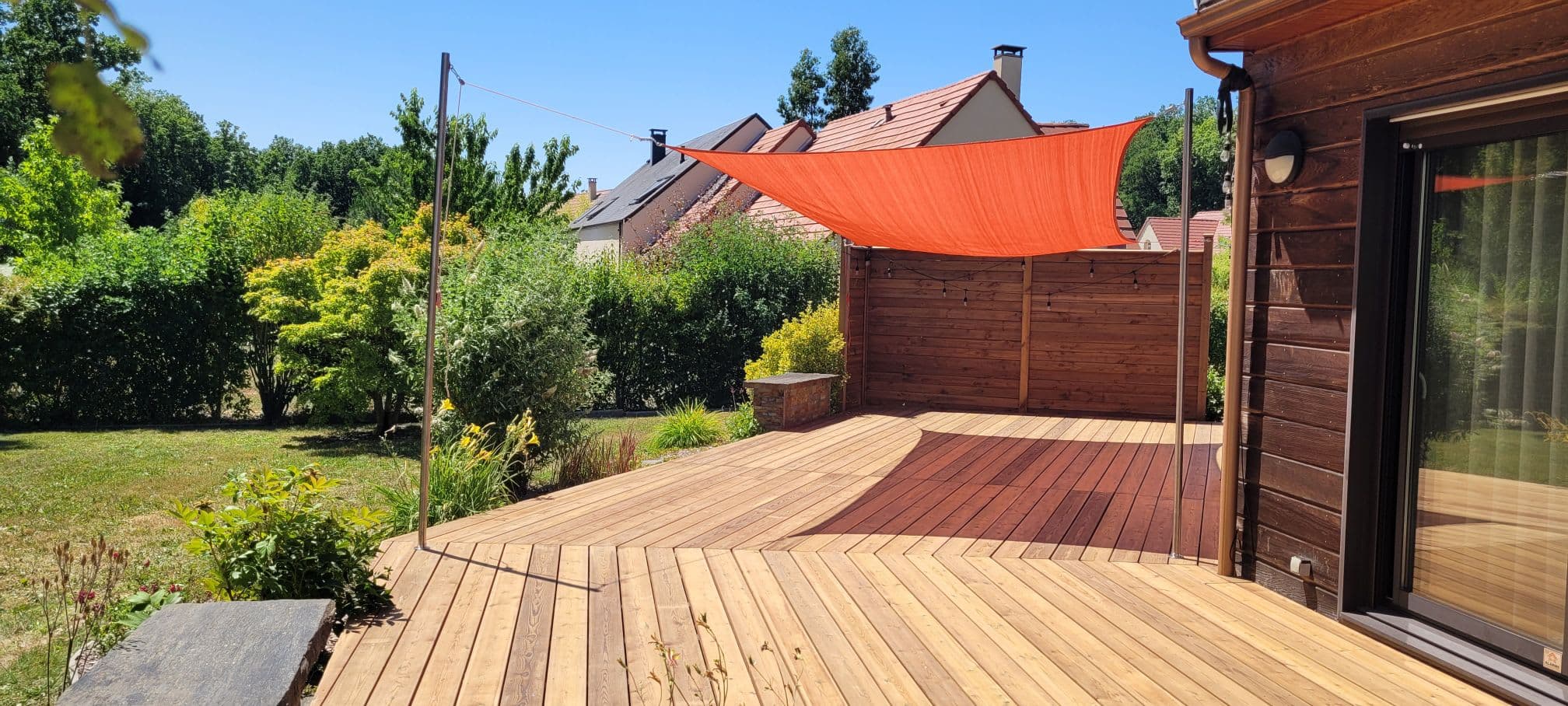Réalisation Remplacement terrasse bois. par La pensée verte